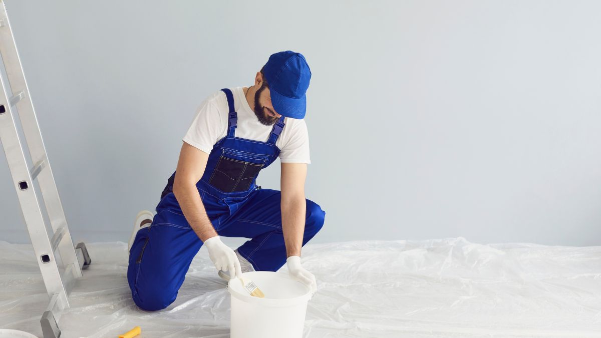 ¿A quién le corresponde pagar gastos de pintura y limpieza?